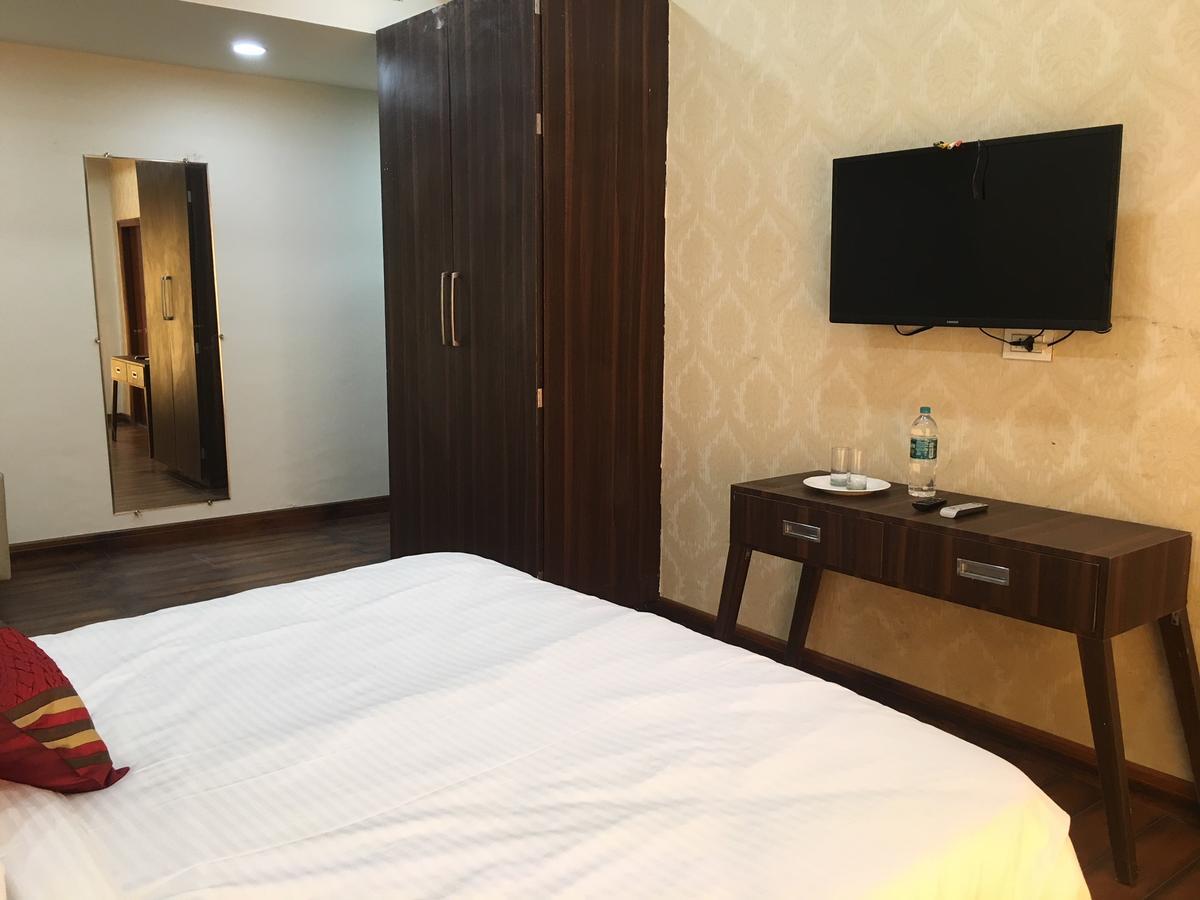 Hotel Anand Renaissance Firozpur Bagian luar foto